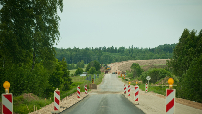 Ceļu būvniecība