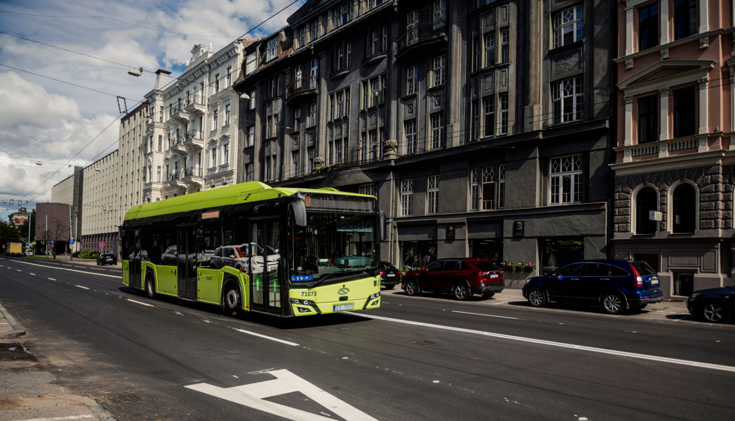 autobuss zaļais 