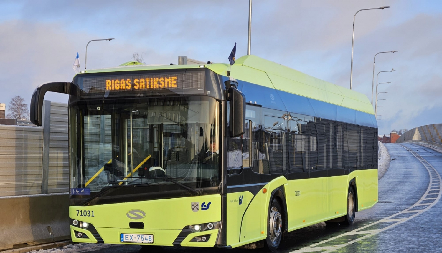 Autobuss