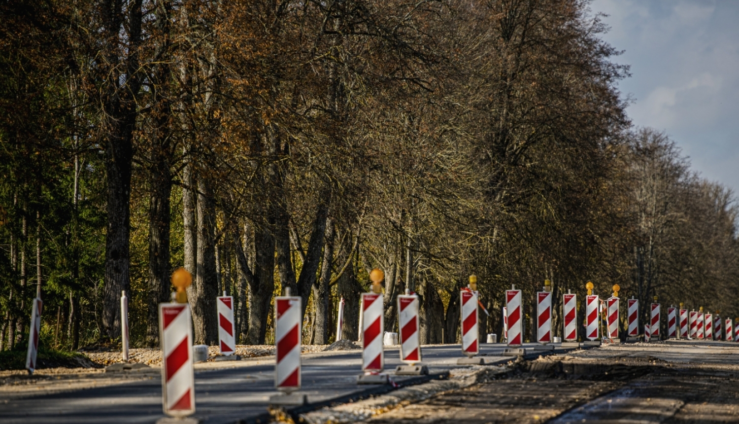 Autoceļa būvniecība 