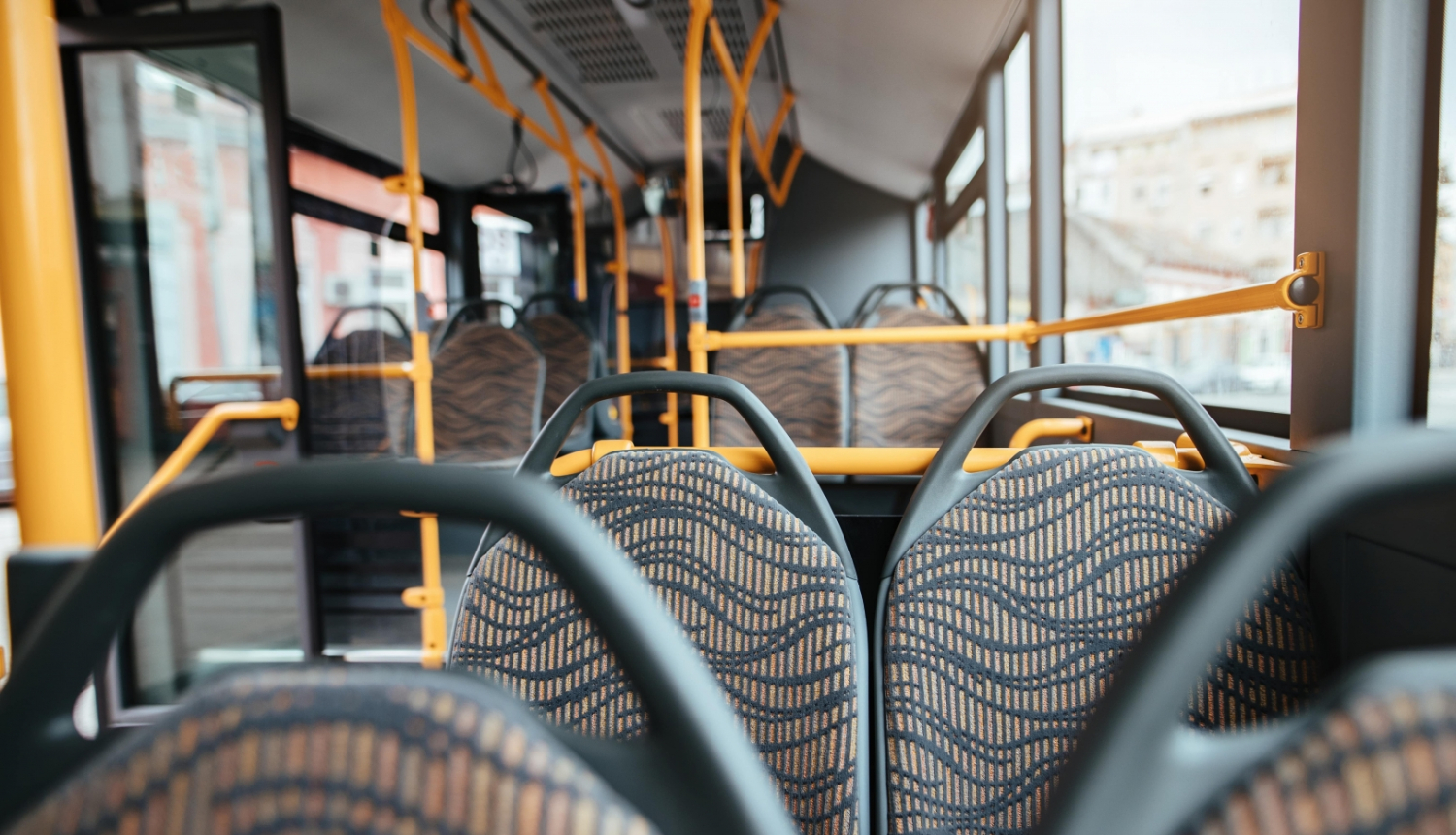 autobusa salons
