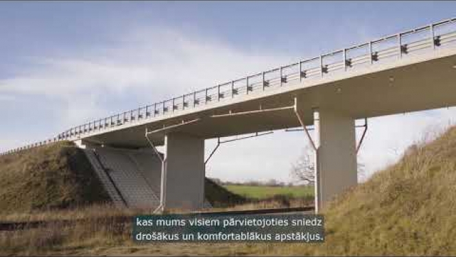 Autoceļa posma A9 Rīga (Skulte)  izbūvēts dzelzceļa pārvads.