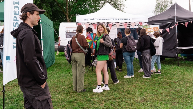 Ilgtspējīgas mobilitātes pietura jauniešu iespēju festivālā "Kopums" (12.08.2024.)