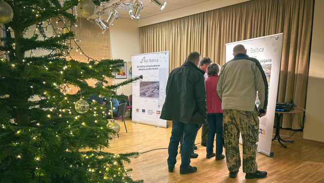 Tiksanas ar iedzivotajiem 