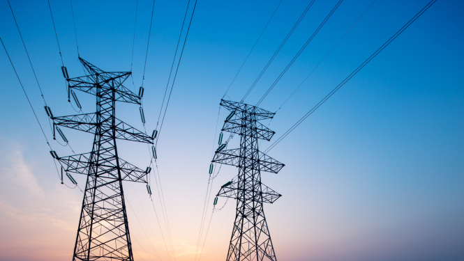 elektrības vadi sakari