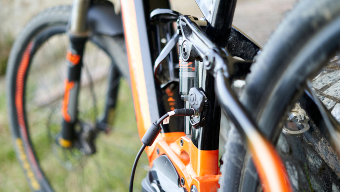 elektro velo ritenis