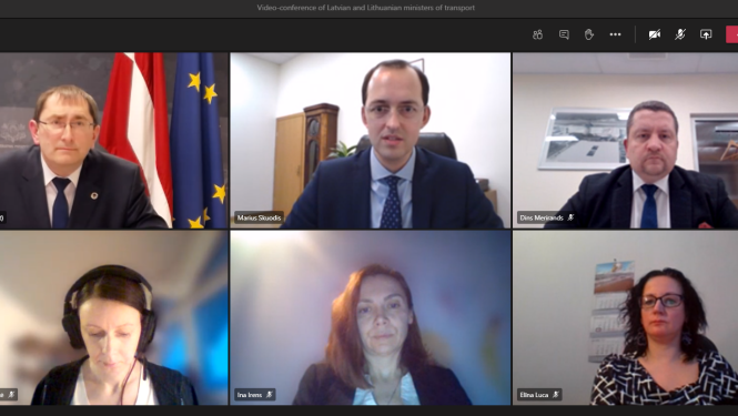 Satiksmes ministrs Tālis Linkaits video zvanā ar Lietuvas satiksmes ministru Marju Skuodi