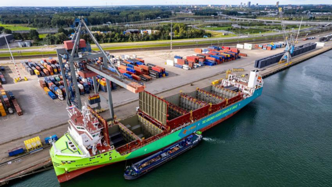 Atklās pirmo zaļo konteinerkravu pārvadājumu maršrutu no Rīgas ostas