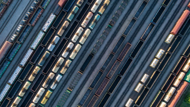 skats uz vagoniem no putna lidojuma