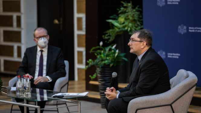 Satiksmes ministrs Tālis Linkaits