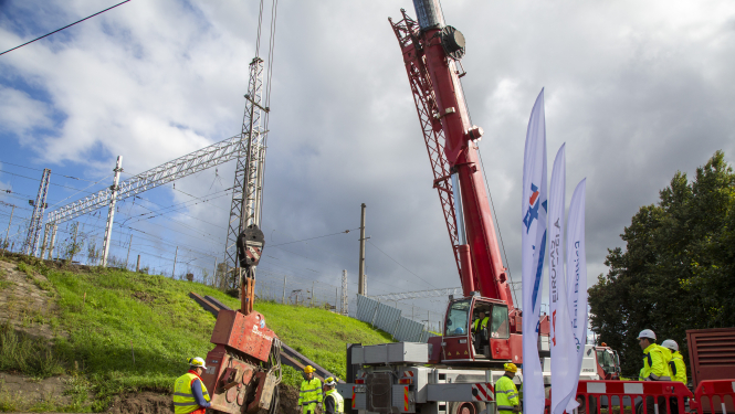 Dzelzceļa pārvads Lāčplēša ielā