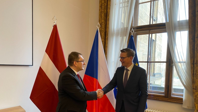 satiksmes ministrs Tālis Linkaits tiekas ar Čehijas transporta ministru Martinu Kupku
