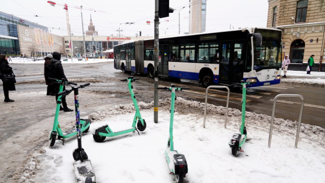 Elektriskie skrejriteņi ziemā