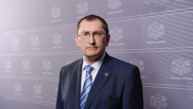 Satiksmes ministrs Tālis Linkaits