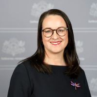 Elīna Šimiņa-Nevarauska