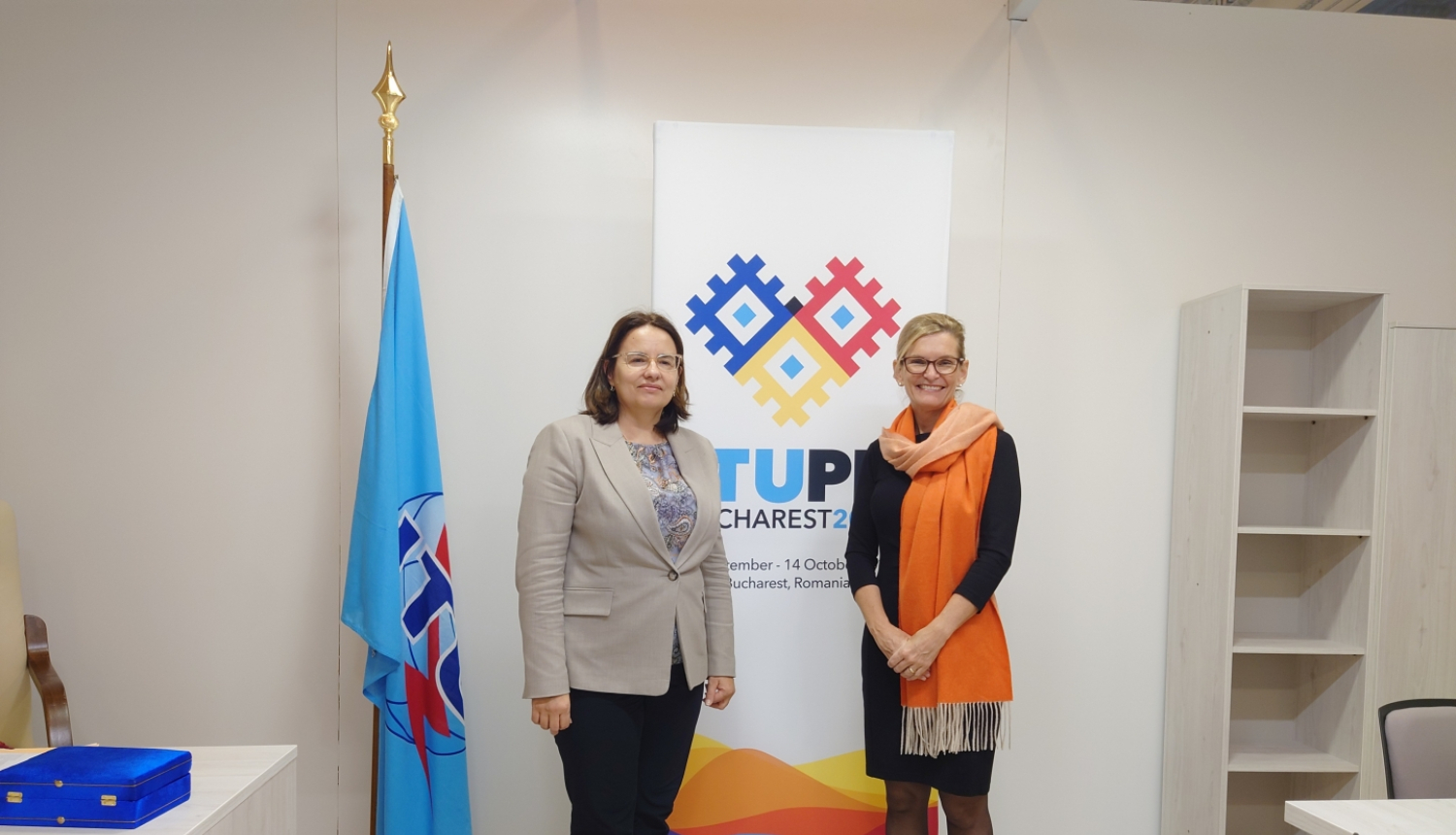 Satiksmes ministrijas valsts sekretāre Ilonda Stepanova un ITU ģenerālsekretāre Dorīna Bogdana Mārtina