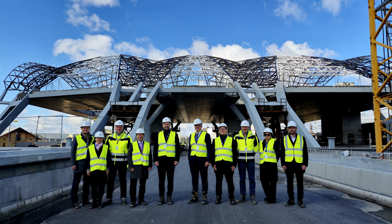 ministrs un EE delegācija