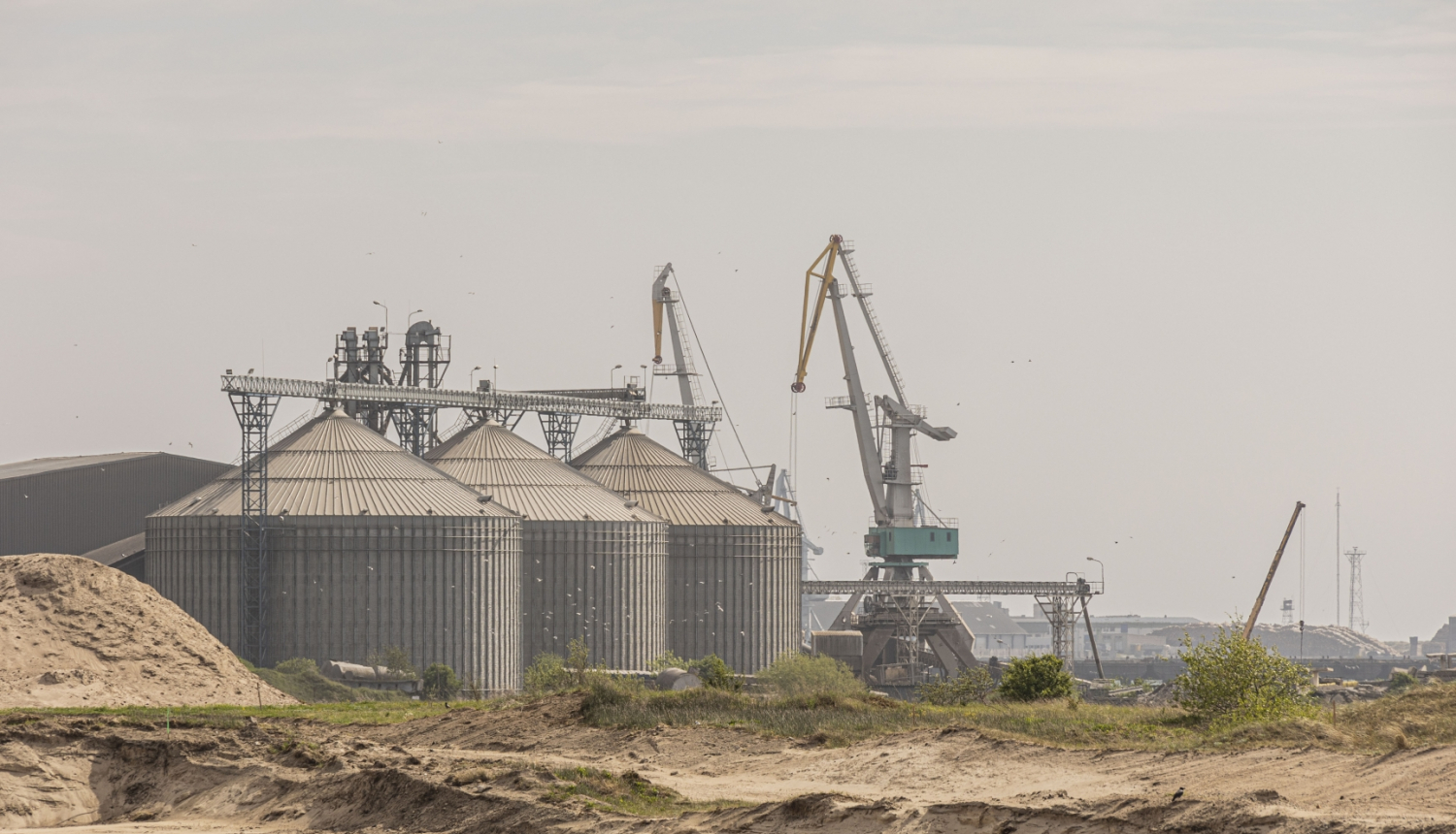 Skats uz Liepājas ostu