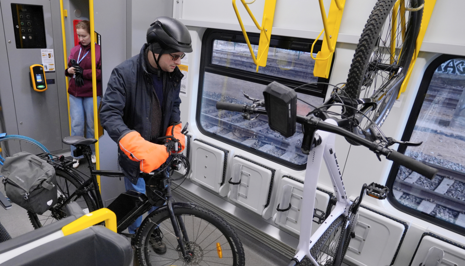 velo turetajs ritenis vivi