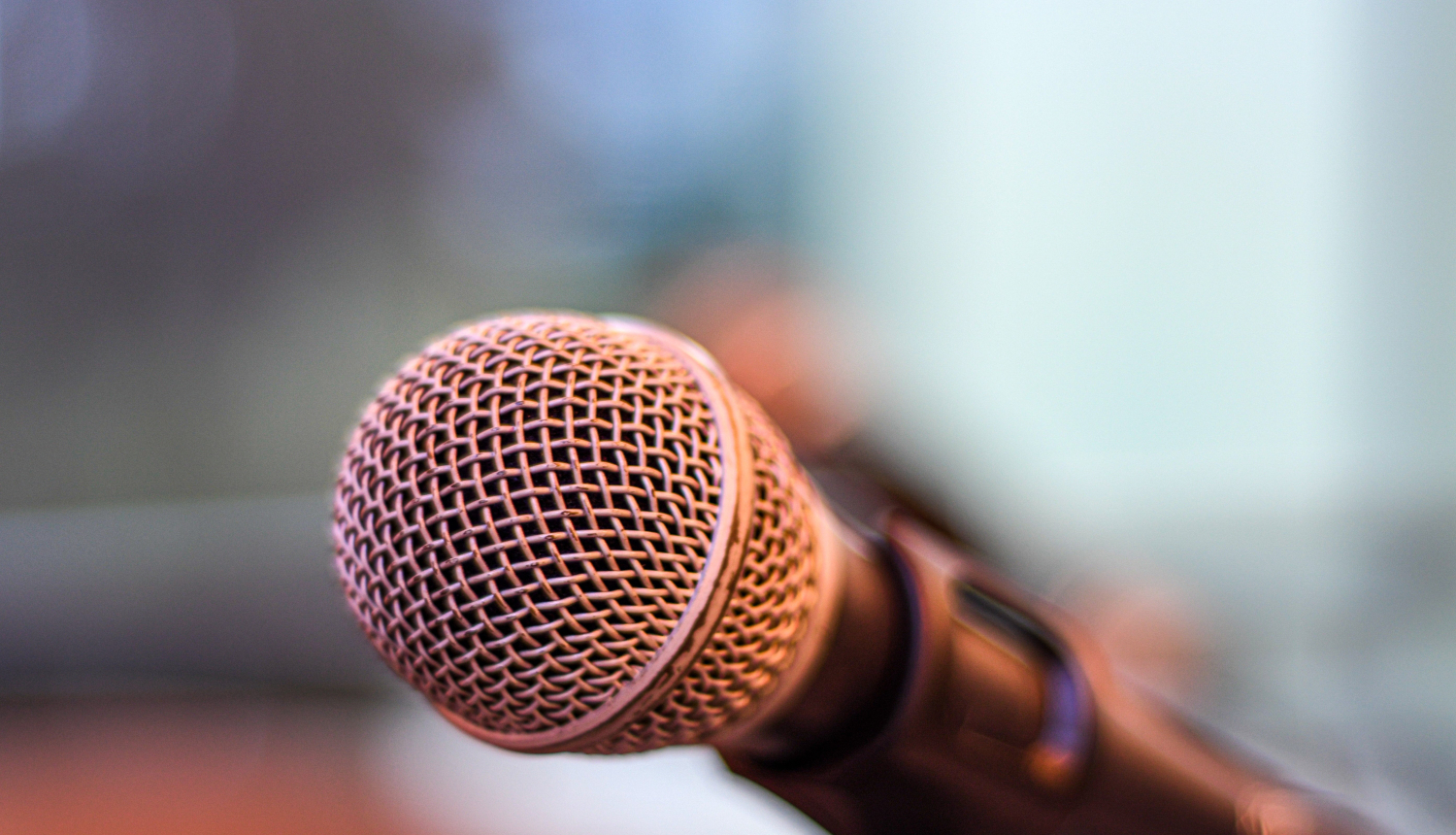 BEREC iepirkums, sabiedriskās attiecības, komunikācija, mikrofons