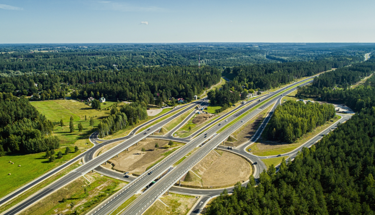 skats uz apli pie Sēnītes