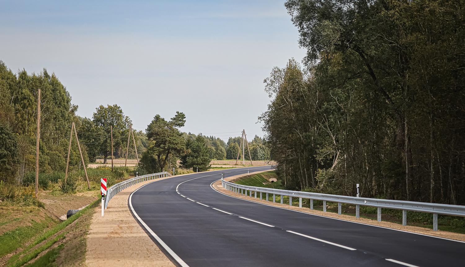 Valdība atbalsta izmaiņas Autoceļu lietošanas nodevas likumā, palielinot finansējumu autoceļu uzturēšanai