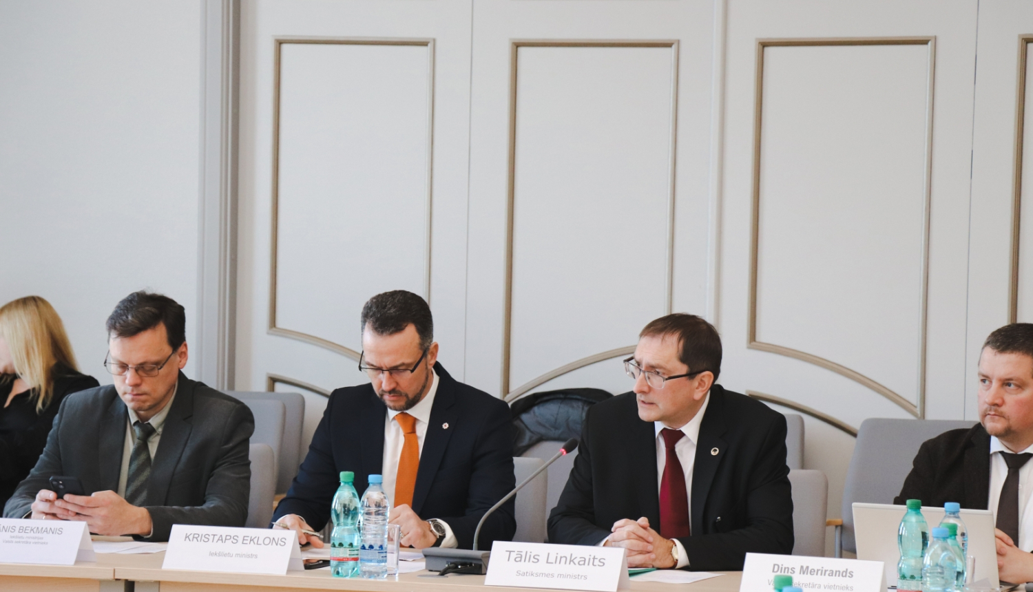 iekšlietu ministrs Kristaps Eklons un satiksmes ministrs Tālis Linkaits