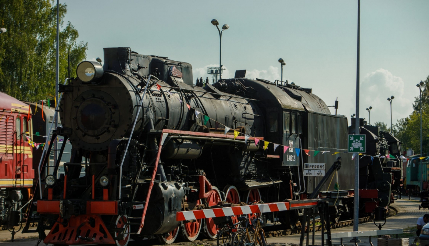 LDz_muzeja_perona_svētki_vizuālis