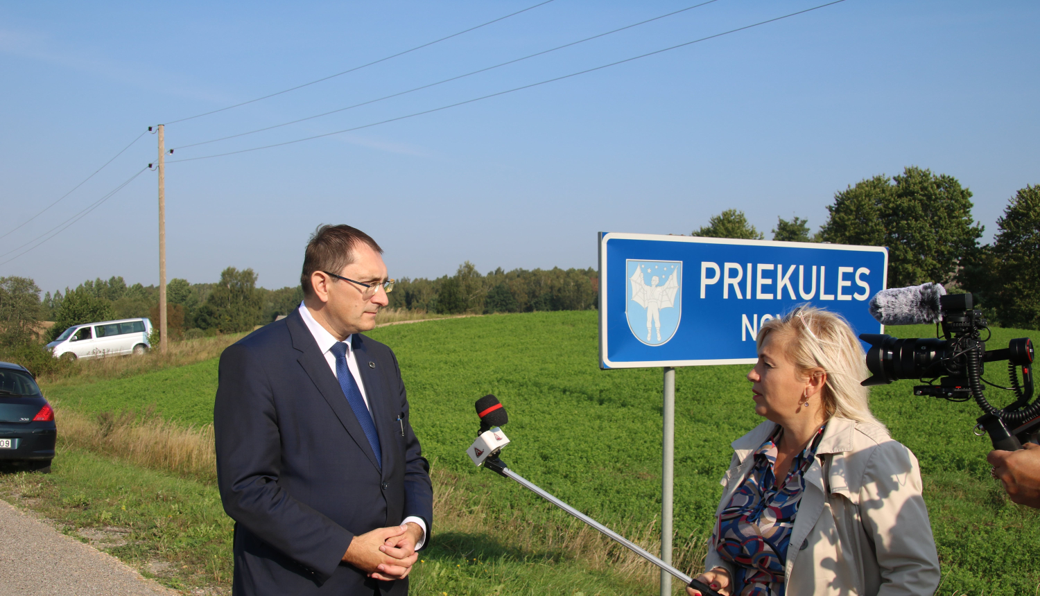 Tālis Linkaits reģionālajā vizītē Priekules un Vaiņodes novados