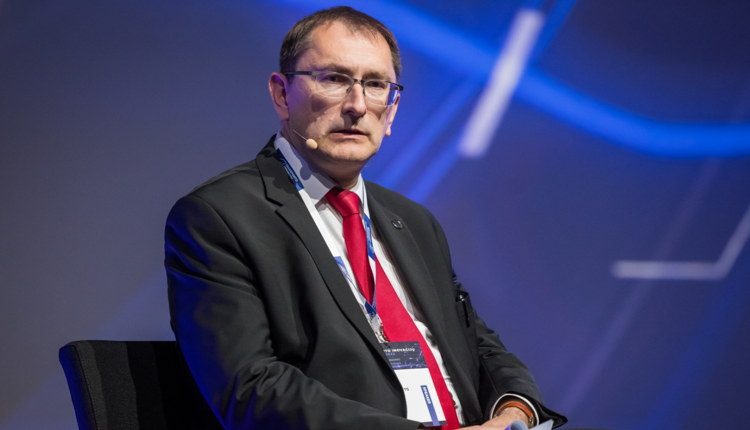 Satiksmes ministrs Tālis Linkaits