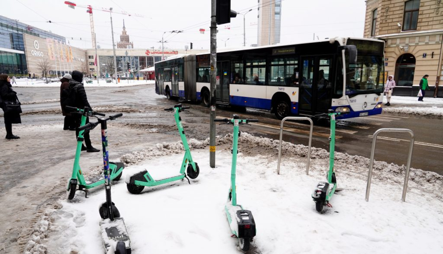 Elektriskie skrejriteņi ziemā