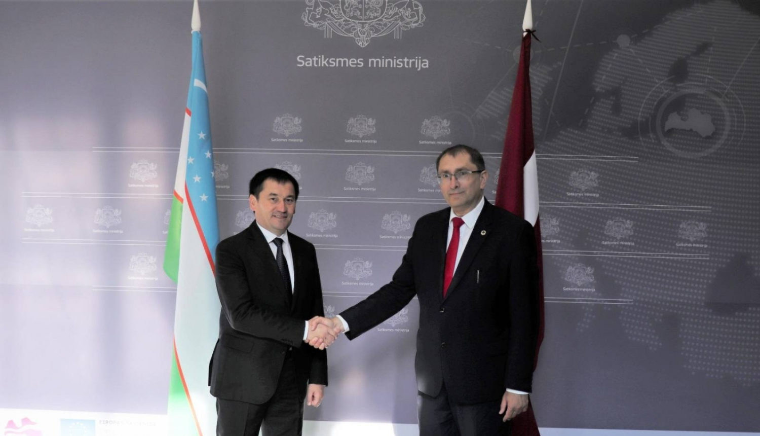 Tiksanas ar Uzbekistanas ministru