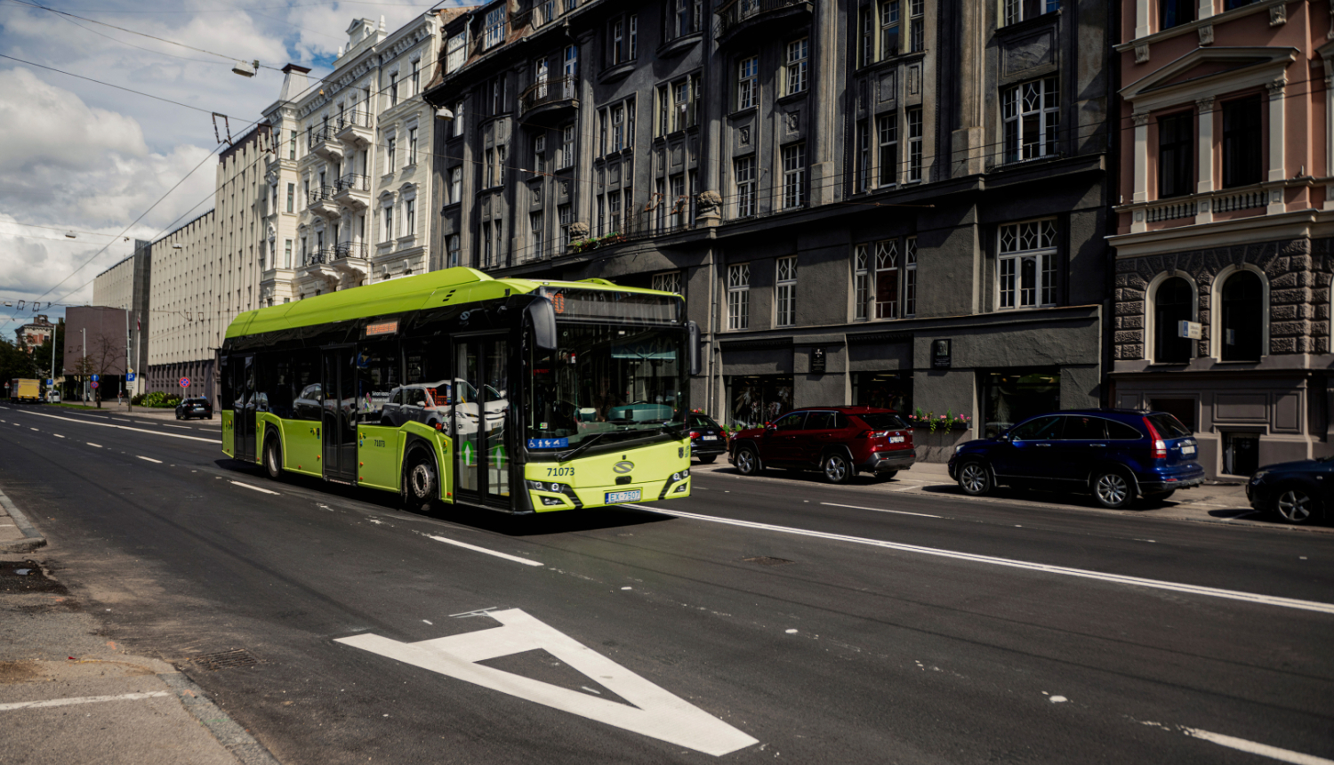 autobuss zaļais 
