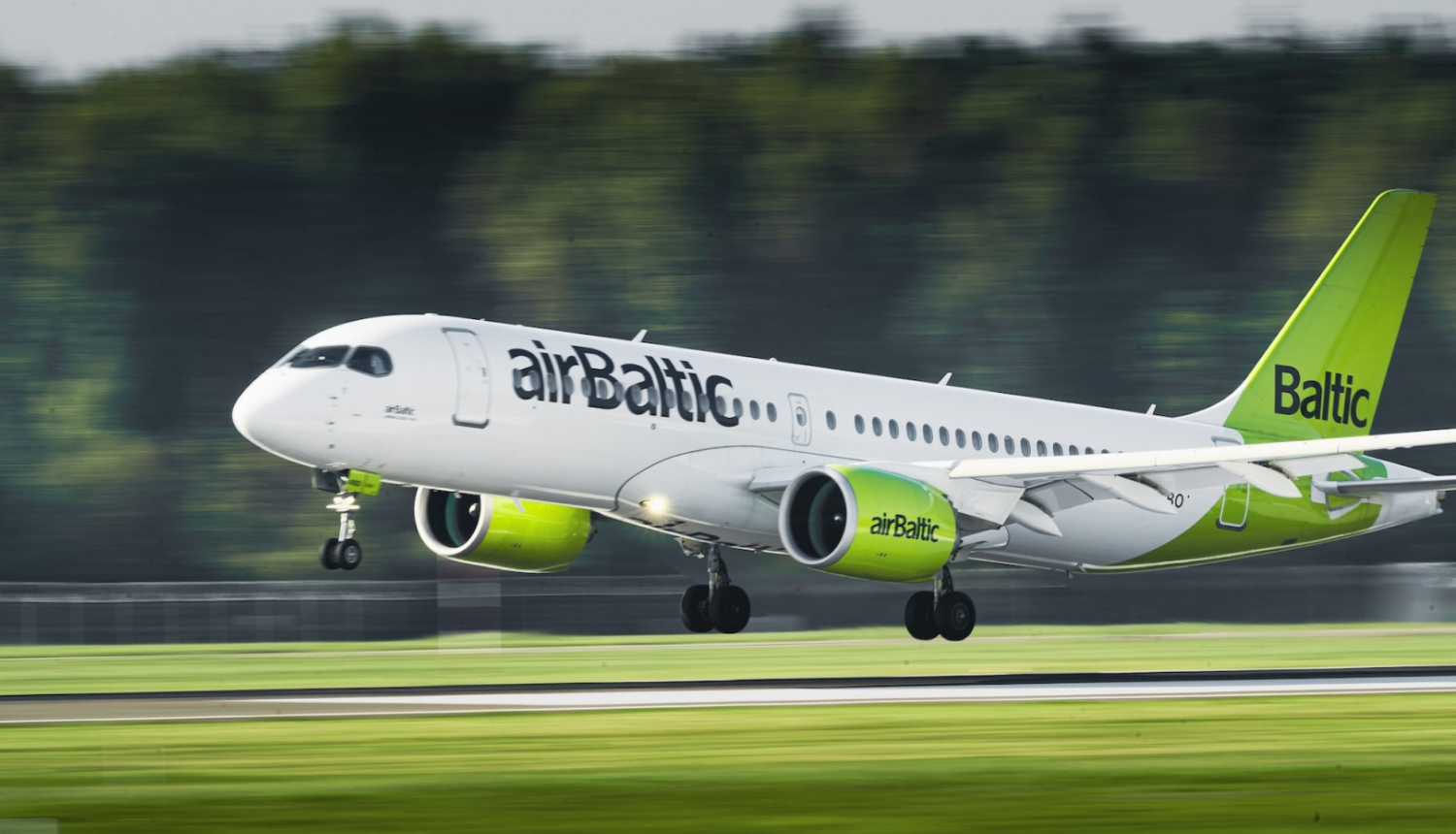 air baltic lidmašīna