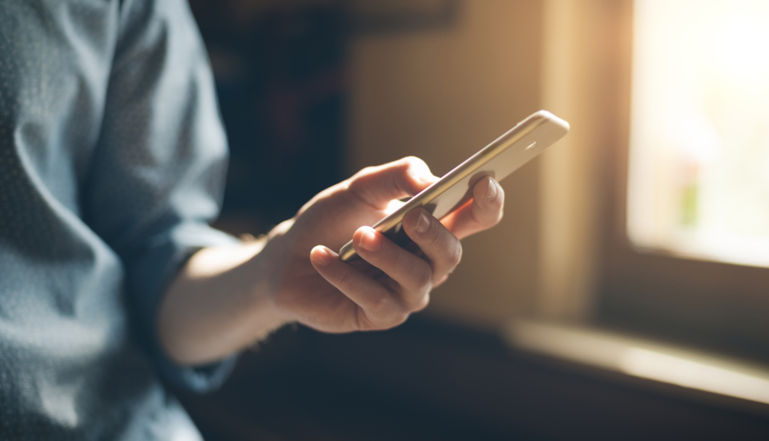 telefons dati cilveks mobilais